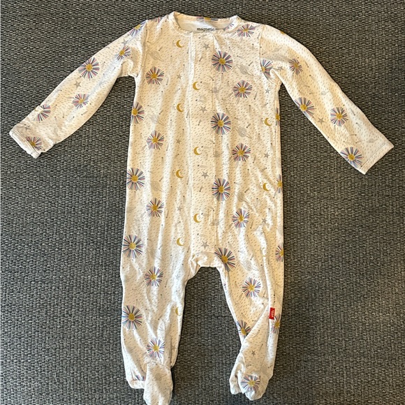 NEW Magnetic Me Soluna Modal Footie - Picture 5 of 5